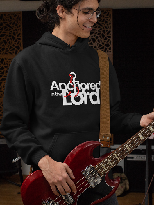 Anchored in the Lord Men's Heavy Blend™ Hooded Sweatshirt